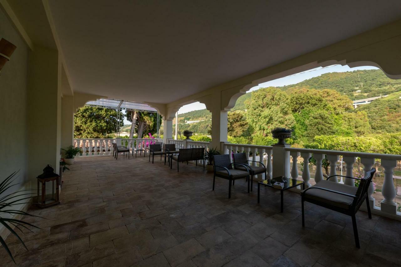 Villa Primaluce Пиццо Экстерьер фото